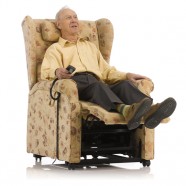 CHATSWORTH RECLINER 00023 CHATSWORTH RECLINER 00023