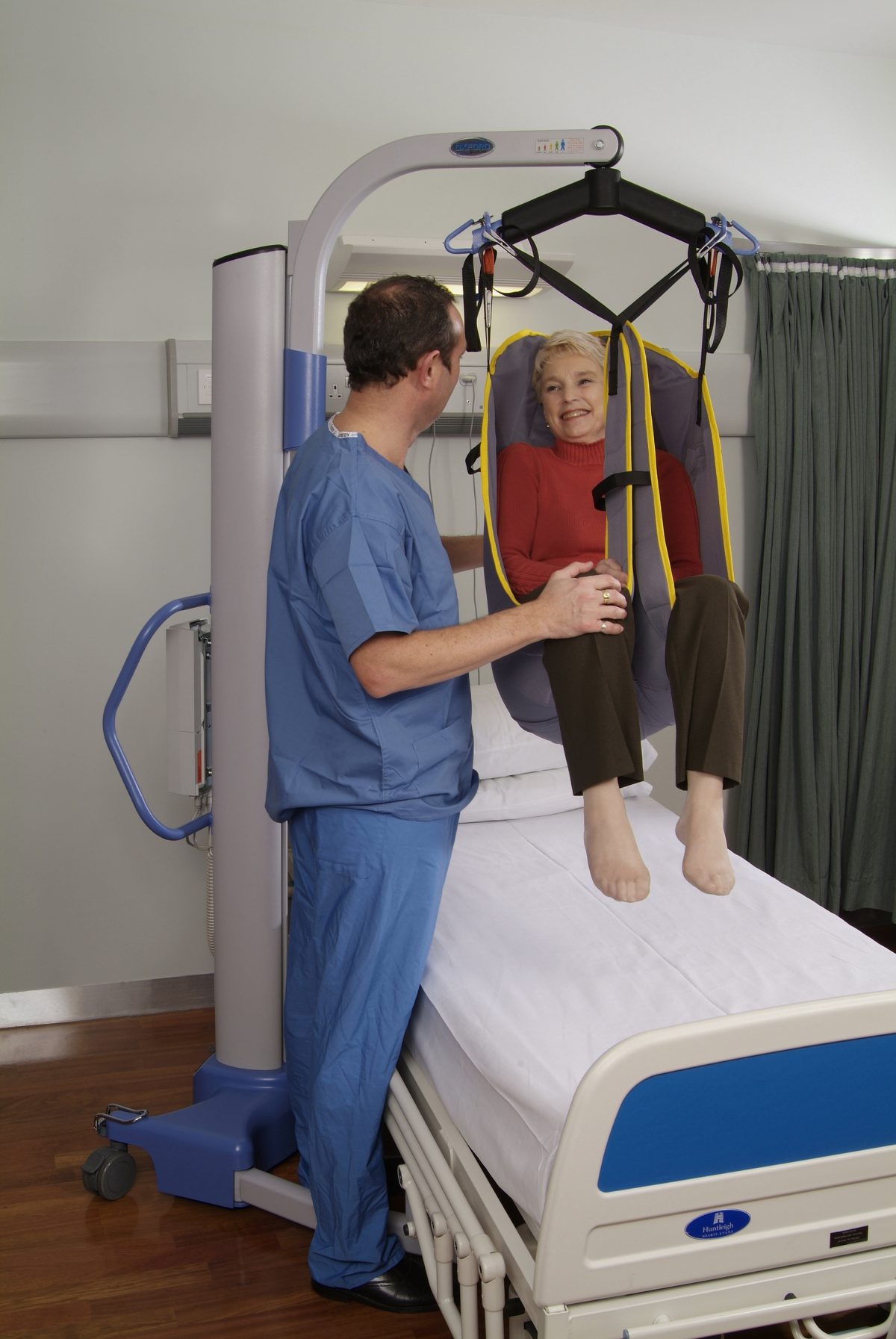 BEST OXFORD STATURE ELECTRIC HOIST 227KGS in Ireland MMS Medical