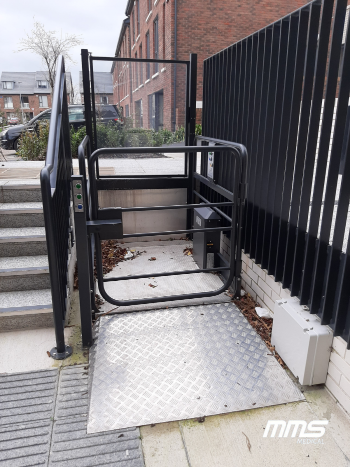 Terry Melody 1 Platform lift - external installation Dublin MMS Medical