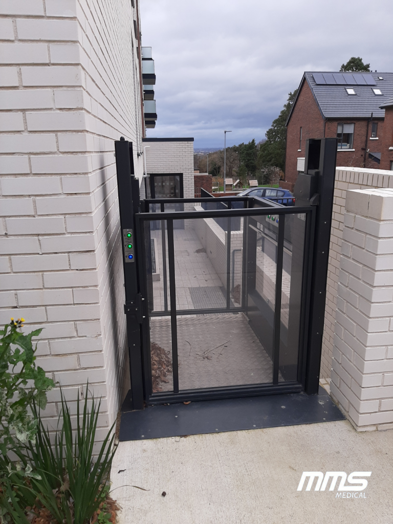 Melody 3 External Platform Lift MMS Medical Dublin