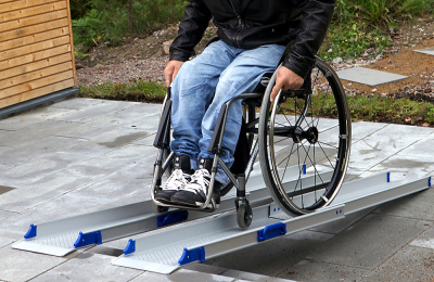 Feal Folding Ramp - Image 4